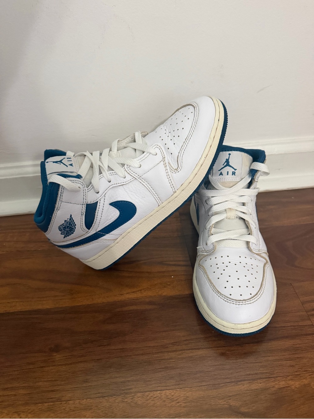 Jordan Kids industrial blue High-Top Sneakers - Picture 3 of 9